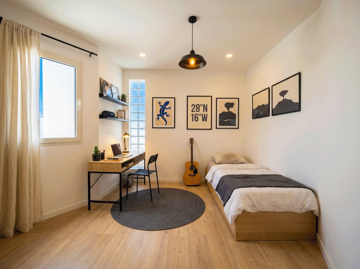 Dormitorio infantil del dúplex de obra nueva en Güímar